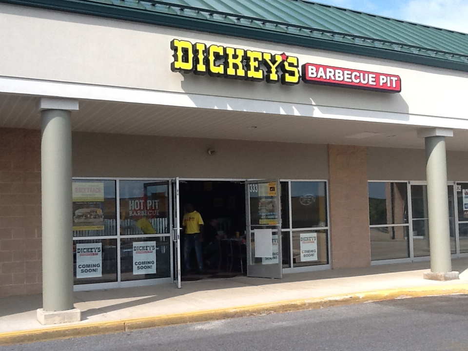 dickies bbq pit state college
